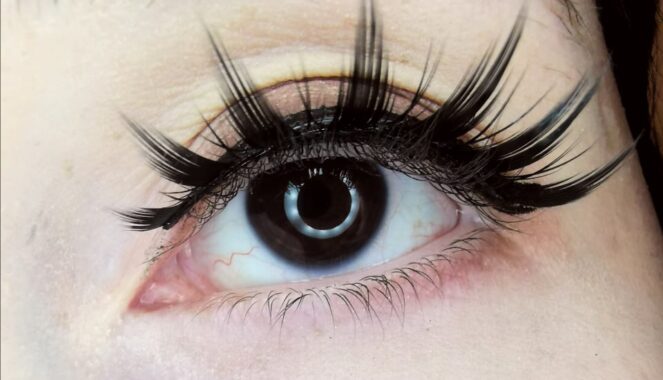 Kontaktlinsen für dunkle Augen – Teil 1