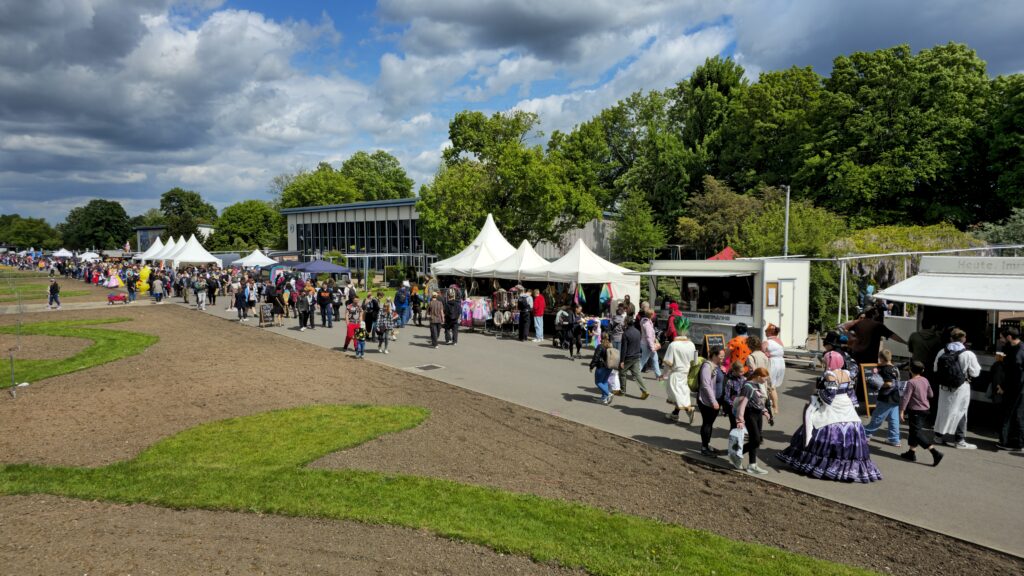 Außenstände Comic Park 2025