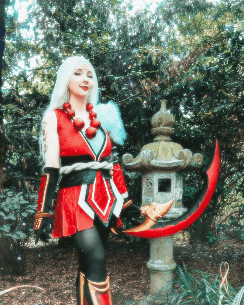 Bloodmoon Diana Cosplay